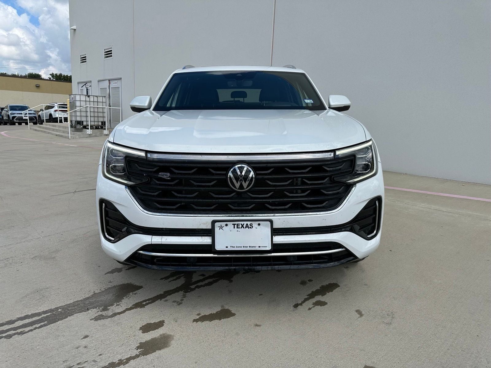 2024 Volkswagen Atlas Cross Sport 2.0T SEL R-Line