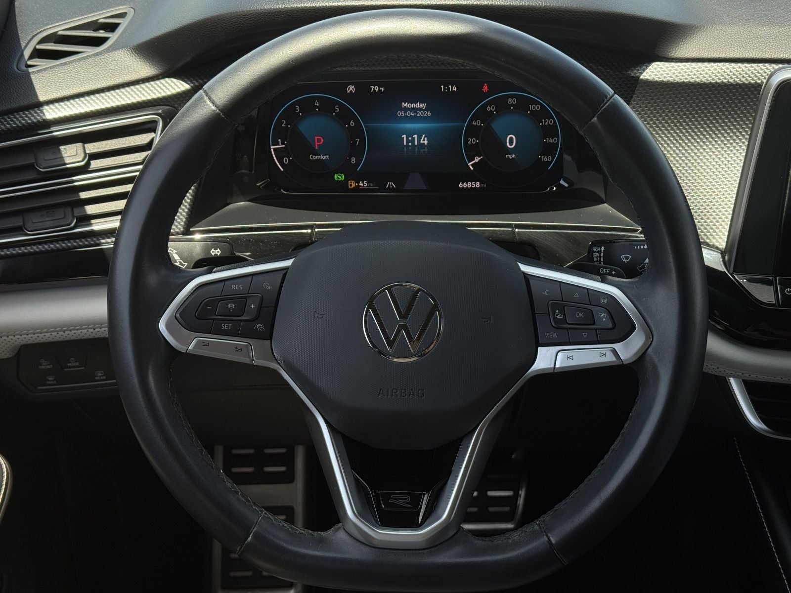 2024 Volkswagen Atlas Cross Sport 2.0T SEL Premium R-Line