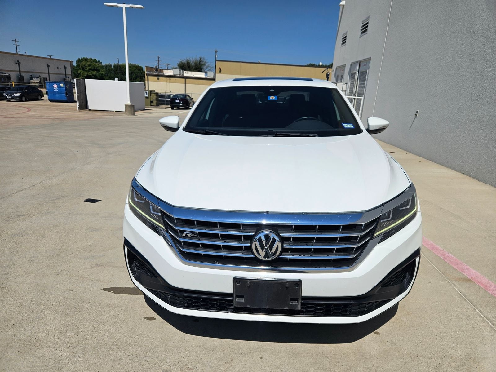 2022 Volkswagen Passat 2.0T R-Line