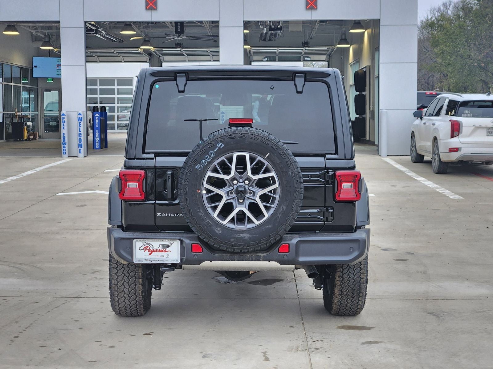 2025 Jeep Wrangler WRANGLER 4-DOOR SAHARA
