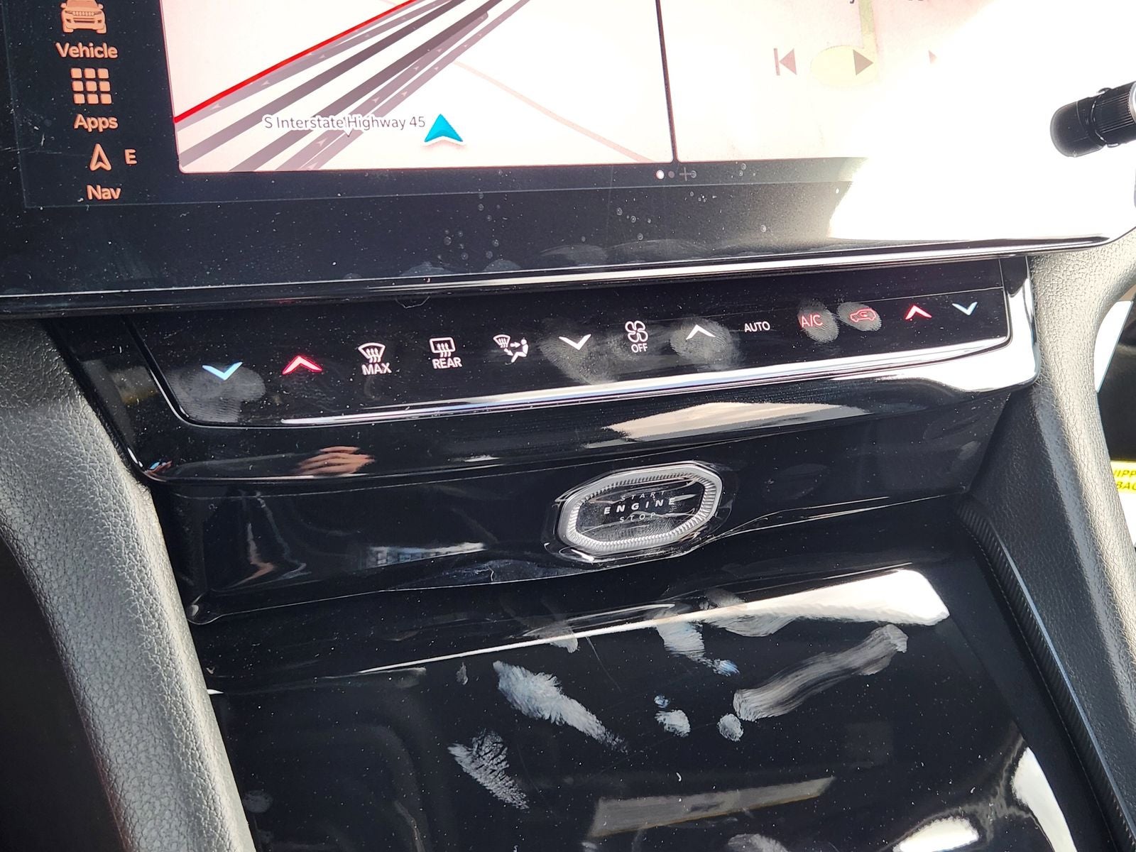 2026 Jeep Grand Cherokee GRAND CHEROKEE LAREDO ALTITUDE 4X2