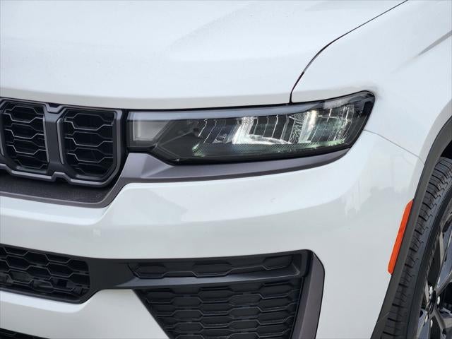 2026 Jeep Grand Cherokee GRAND CHEROKEE LAREDO ALTITUDE 4X2