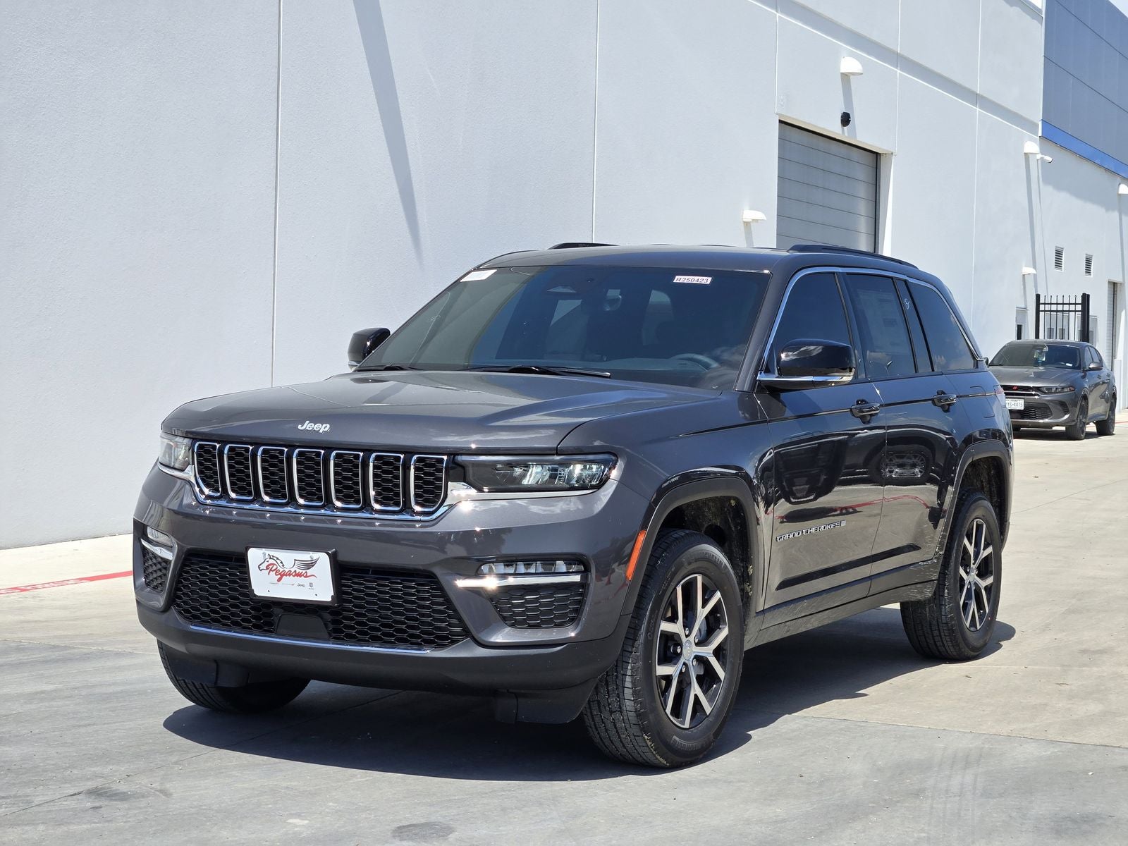 2025 Jeep Grand Cherokee GRAND CHEROKEE LIMITED 4X2