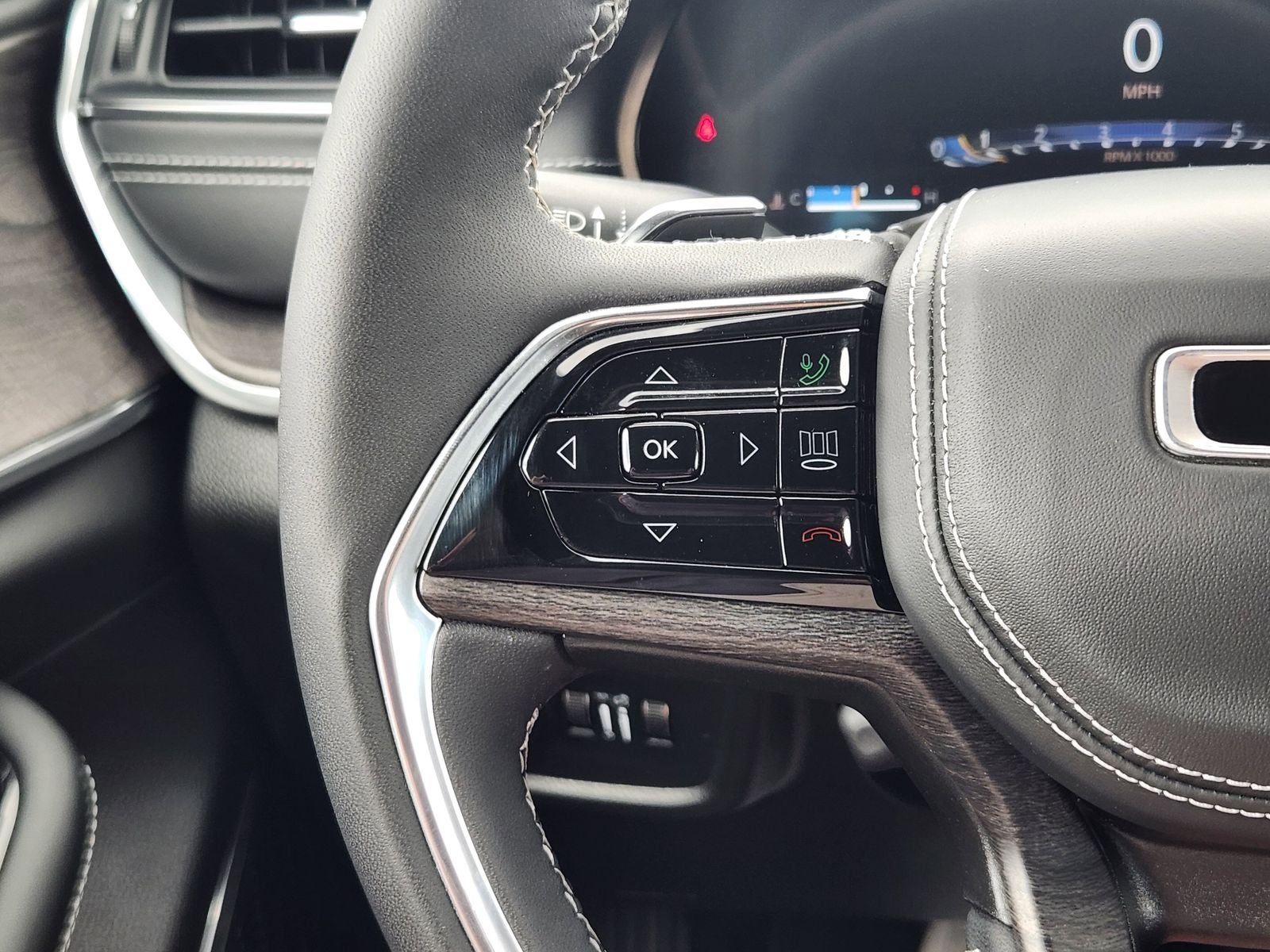 2024 Jeep Grand Cherokee Overland 4x4