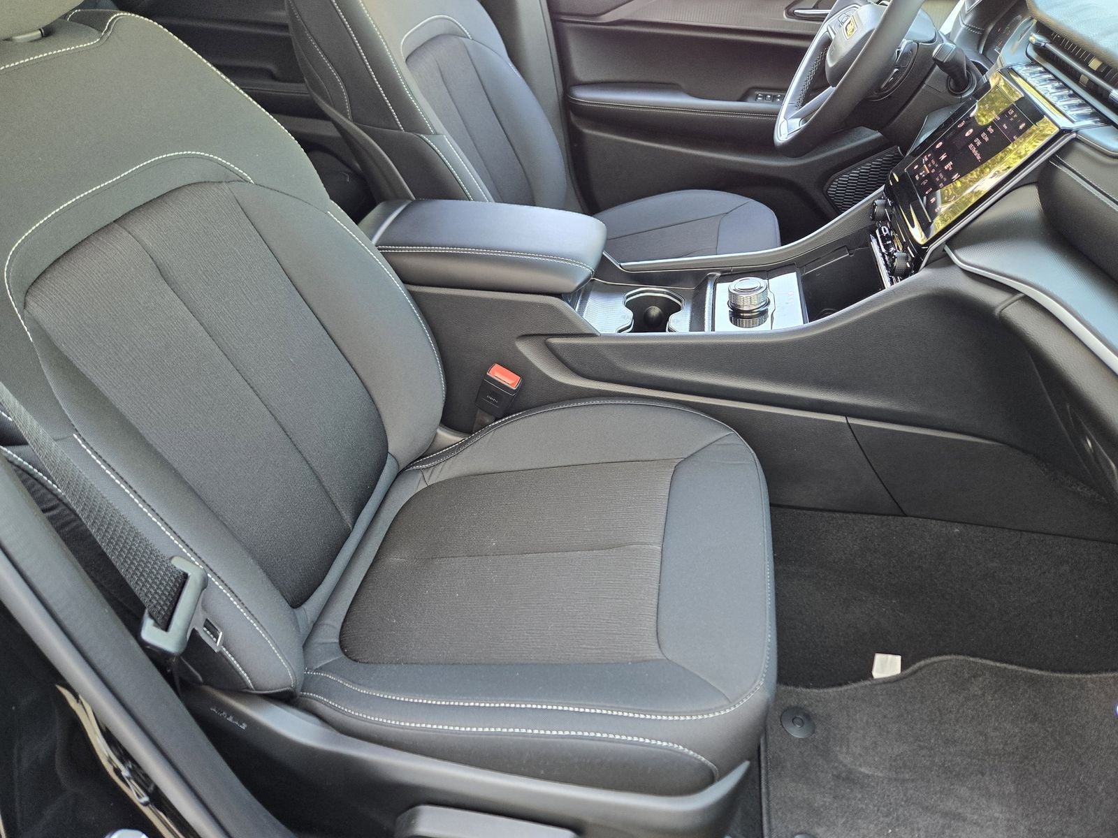 2025 Jeep Grand Cherokee L GRAND CHEROKEE L LAREDO X 4X2