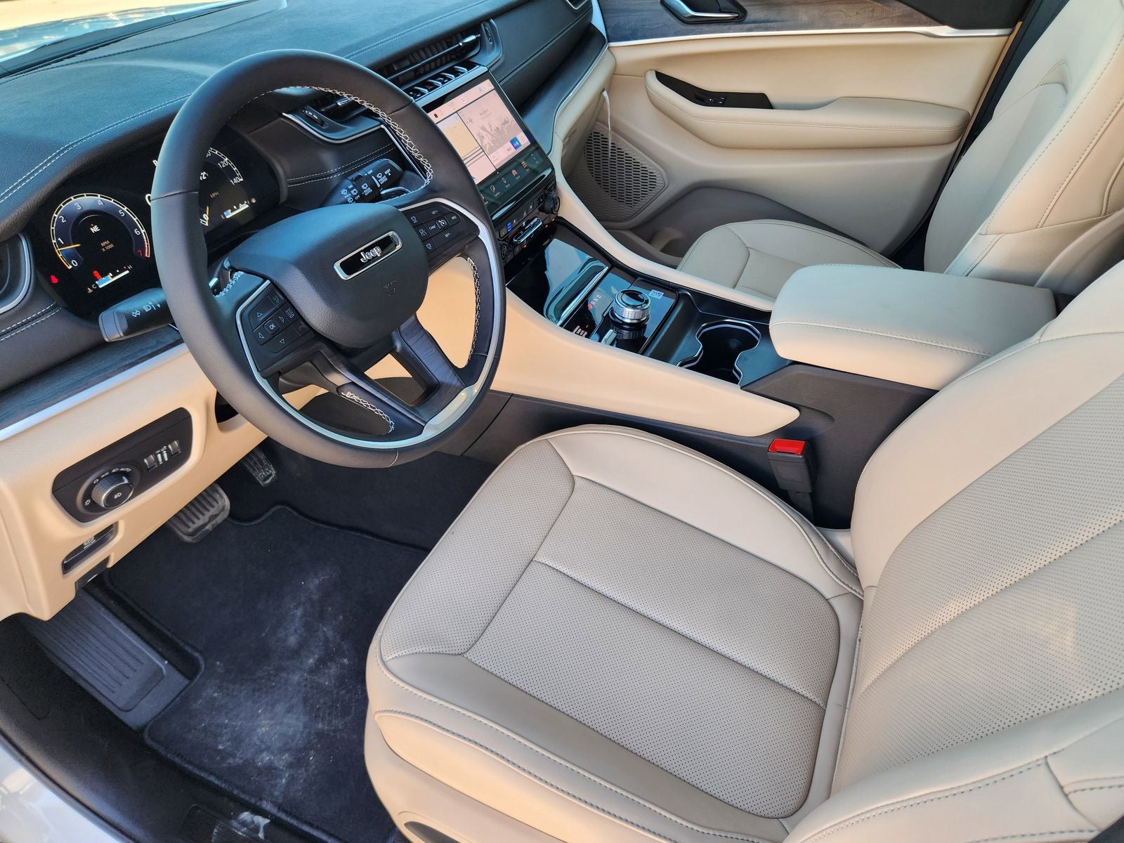 2025 Jeep Grand Cherokee L GRAND CHEROKEE L LIMITED 4X4