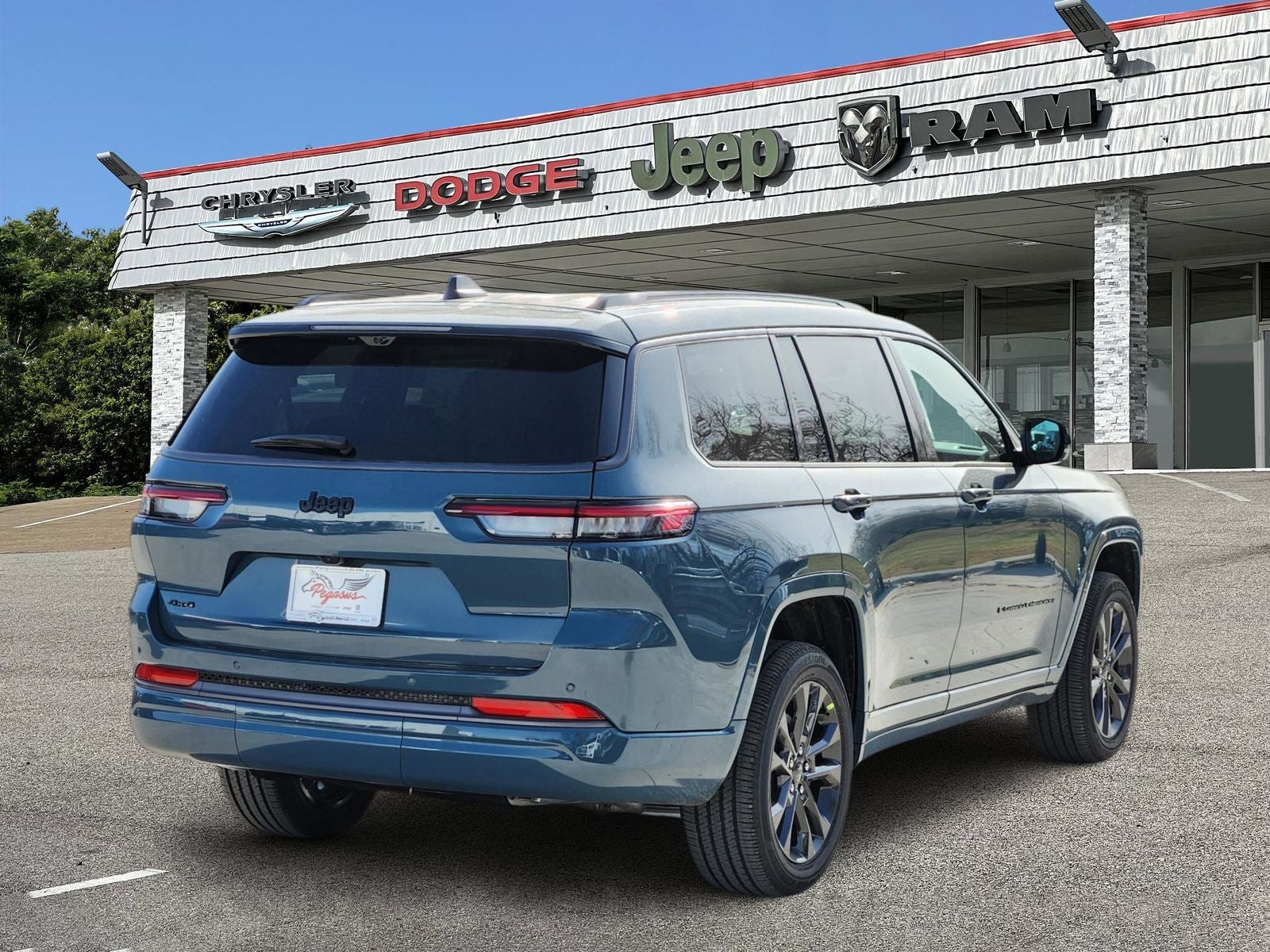 2026 Jeep Grand Cherokee GRAND CHEROKEE L LIMITED RESERVE 4X4