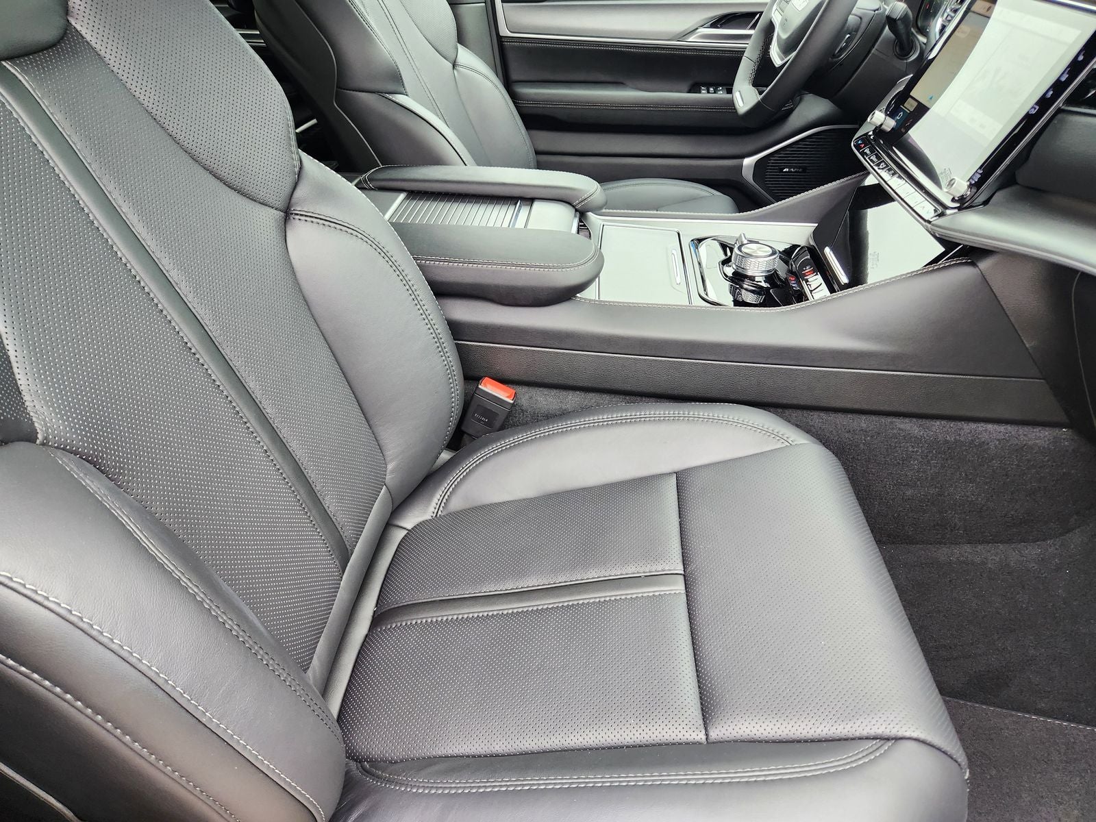 2025 Jeep Wagoneer WAGONEER CARBIDE 4X4