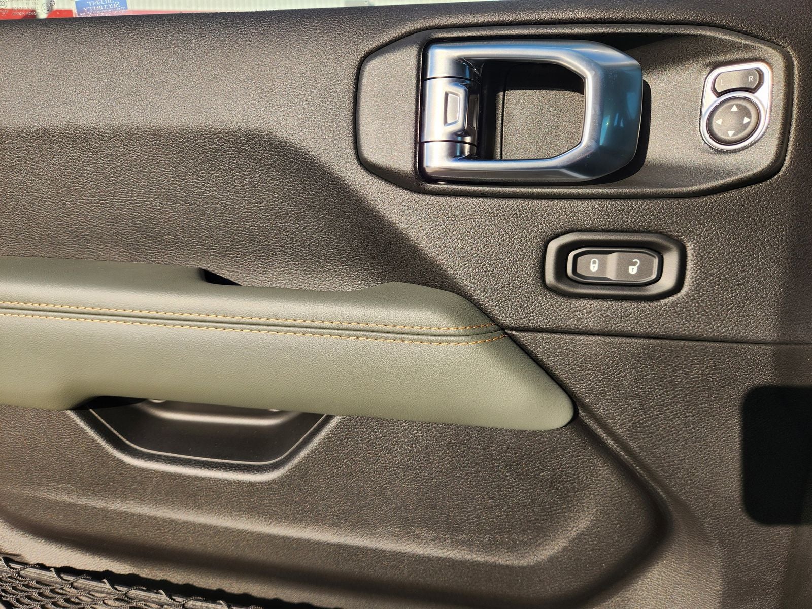 2026 Jeep Gladiator GLADIATOR MOJAVE X 4X4