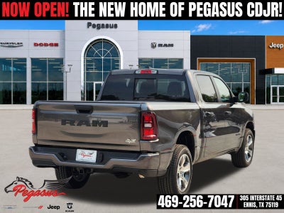 2026 RAM Ram 1500 RAM 1500 EXPRESS CREW CAB 4X2 5'7' BOX