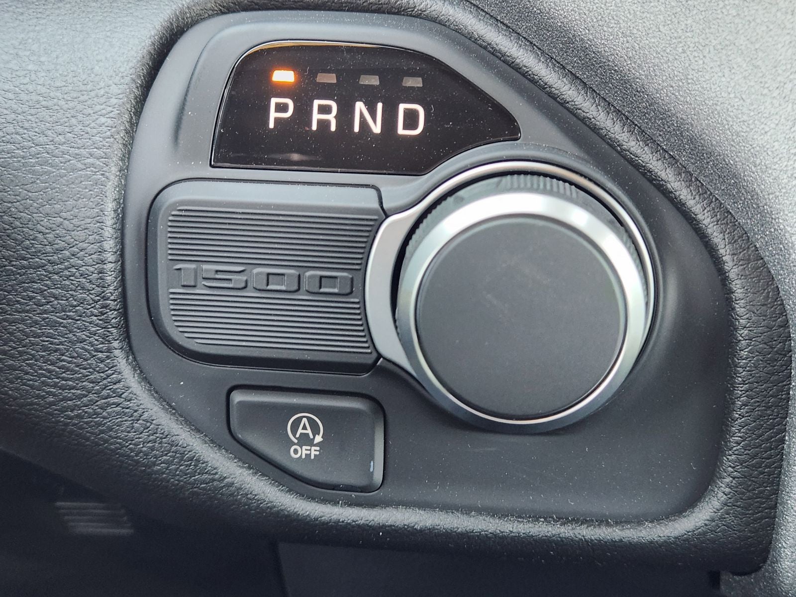 2026 RAM Ram 1500 RAM 1500 TRADESMAN CREW CAB 4X2 5'7' BOX