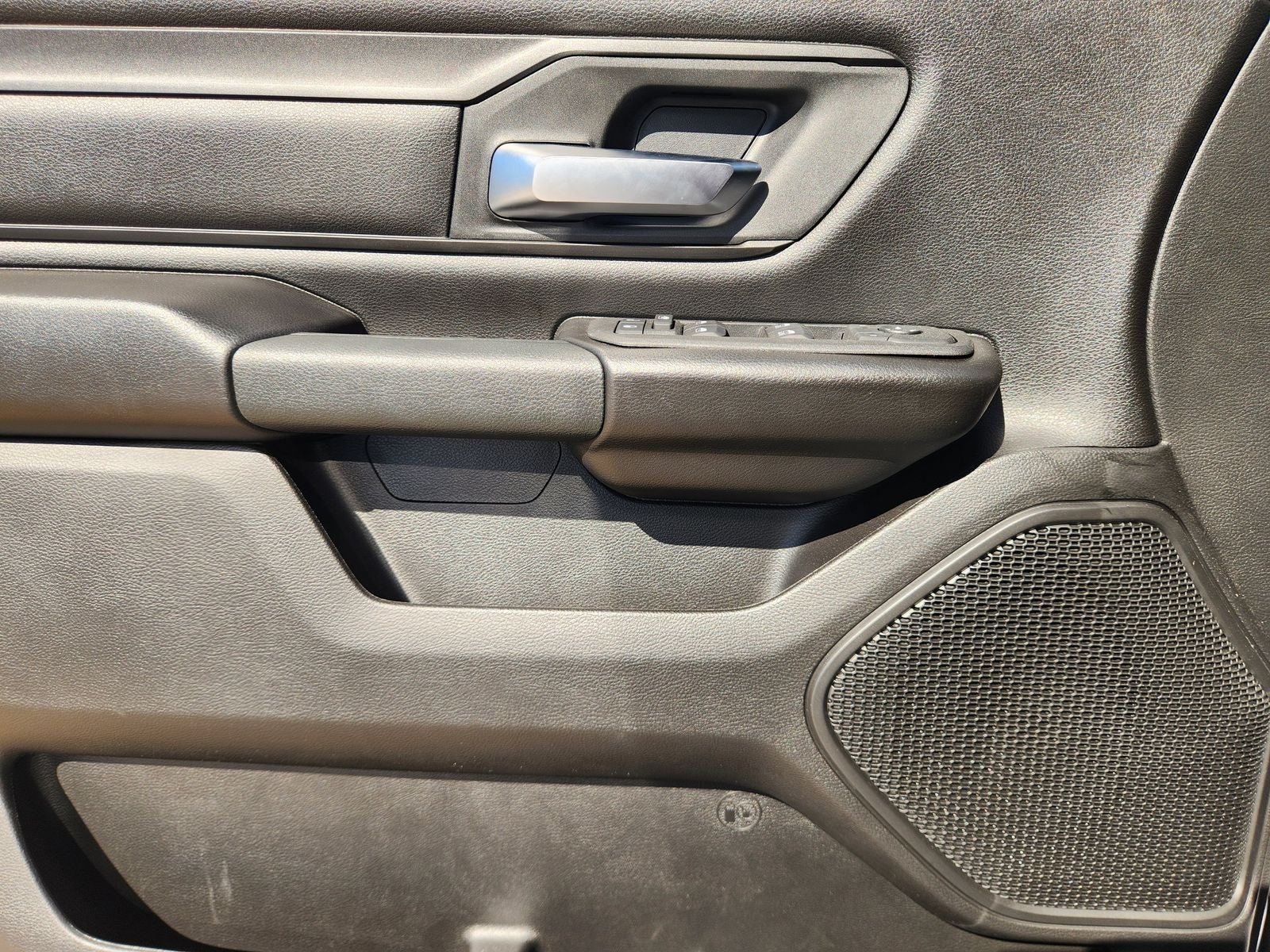 2026 RAM Ram 1500 RAM 1500 TRADESMAN CREW CAB 4X2 5'7' BOX