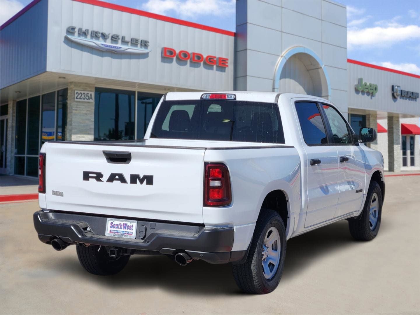 2026 RAM Ram 1500 RAM 1500 TRADESMAN CREW CAB 4X2 5'7' BOX