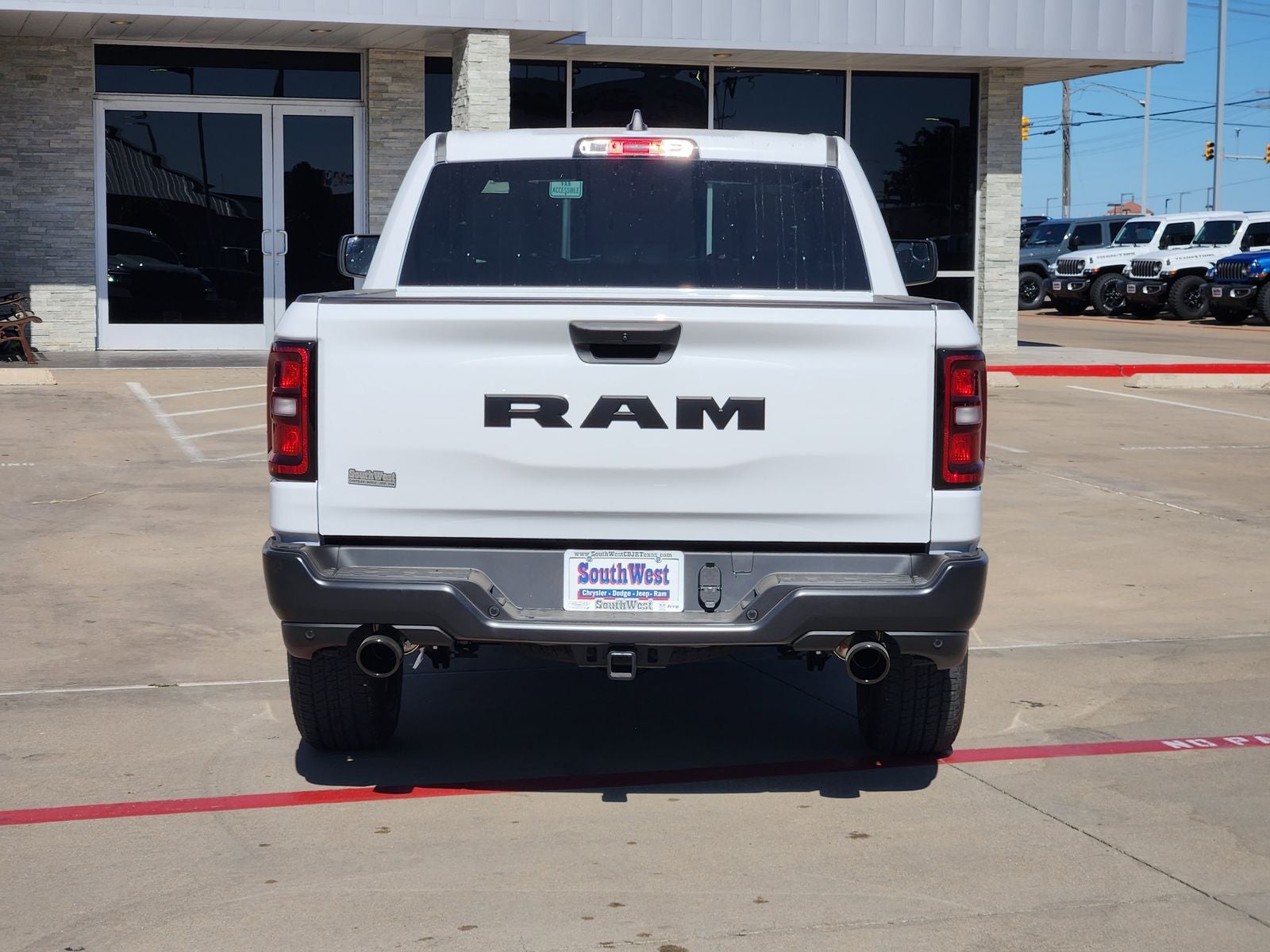 2026 RAM Ram 1500 RAM 1500 TRADESMAN CREW CAB 4X2 5'7' BOX