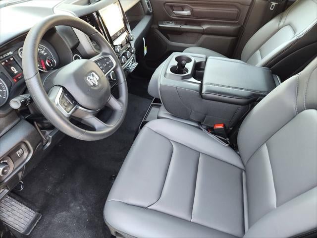 2026 RAM Ram 1500 RAM 1500 TRADESMAN CREW CAB 4X2 6'4' BOX