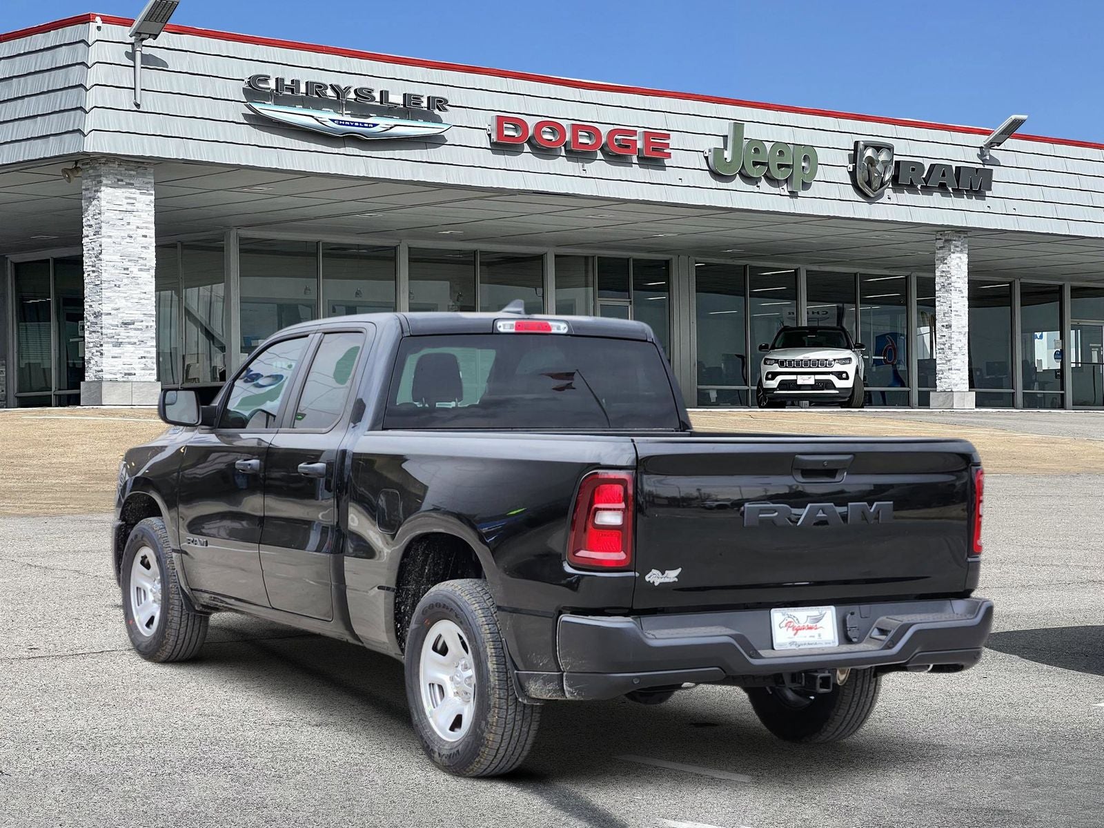 2026 RAM Ram 1500 RAM 1500 TRADESMAN QUAD CAB 4X2 6'4' BOX