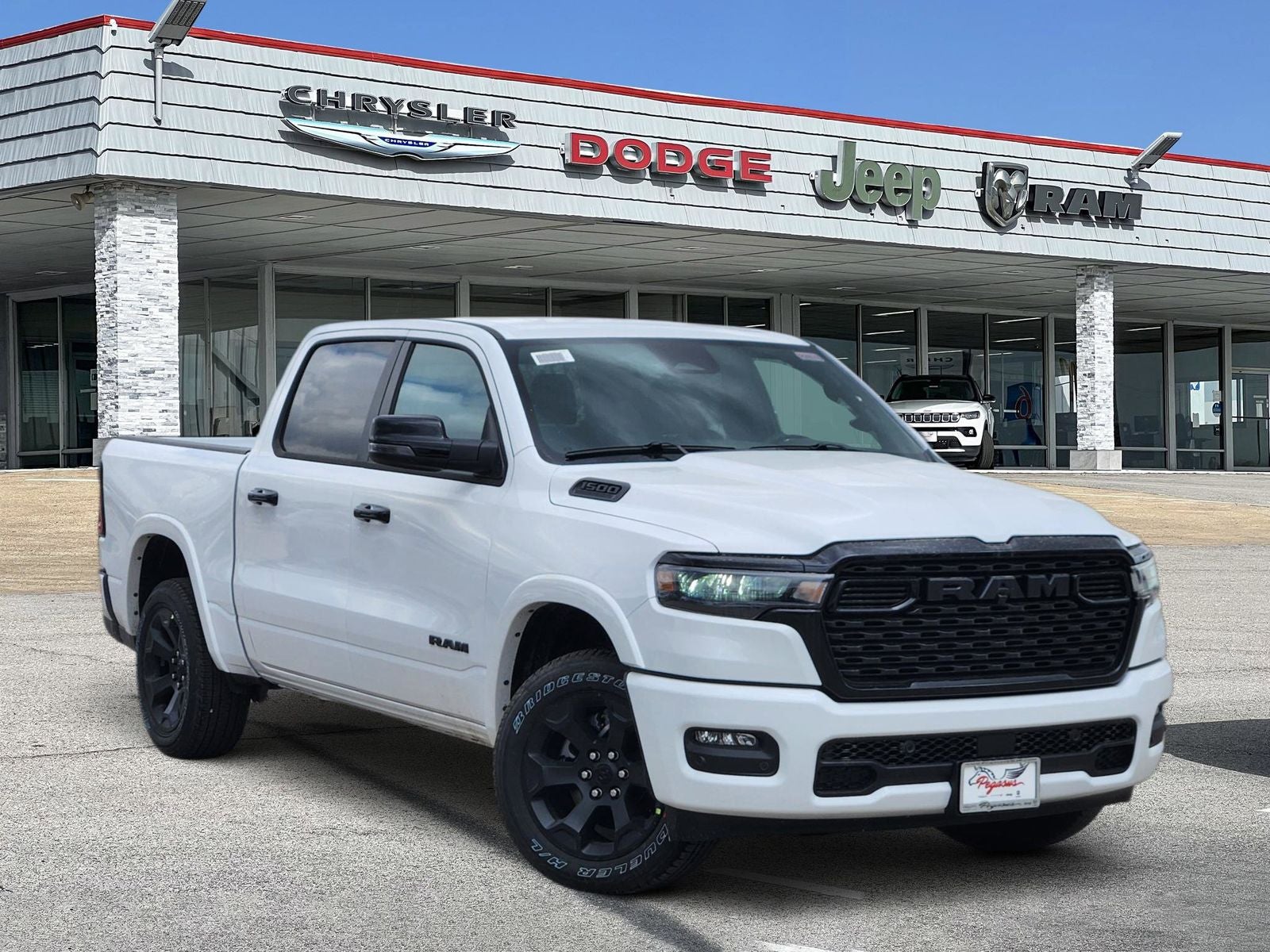 2026 RAM Ram 1500 RAM 1500 LONE STAR CREW CAB 4X4 5'7' BOX