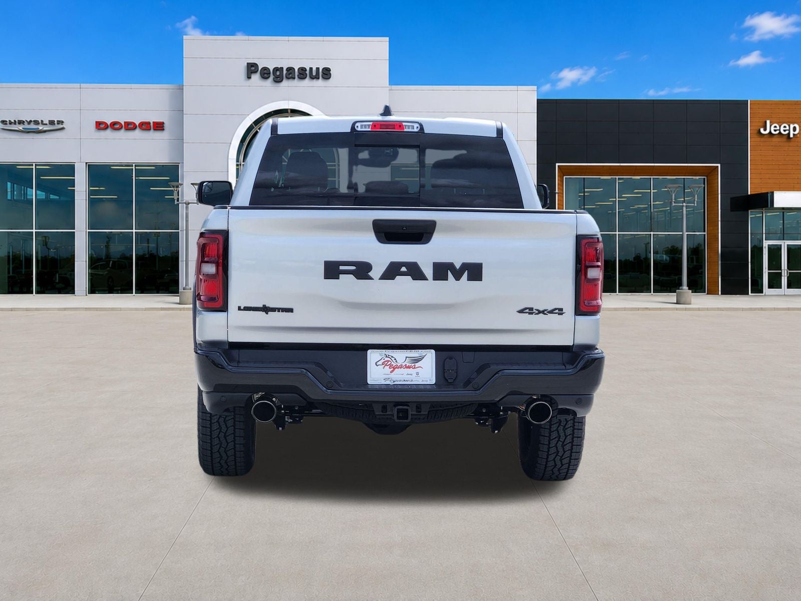 2026 RAM Ram 1500 RAM 1500 LONE STAR CREW CAB 4X4 5'7' BOX