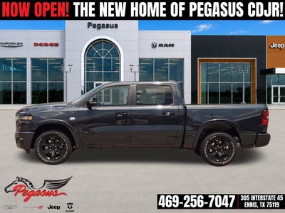 2026 RAM Ram 1500 RAM 1500 LONE STAR CREW CAB 4X4 5'7' BOX