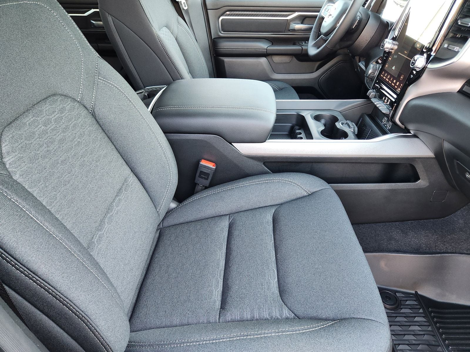 2026 RAM Ram 1500 RAM 1500 LONE STAR CREW CAB 4X4 5'7' BOX