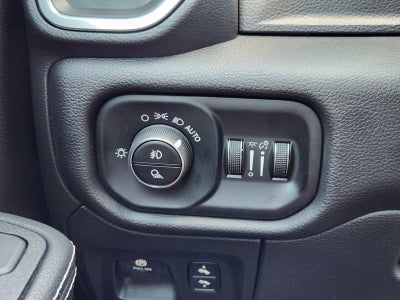 2025 RAM Ram 1500 RAM 1500 LARAMIE CREW CAB 4X4 5'7' BOX