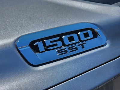 2025 RAM Ram 1500 RAM 1500 LARAMIE CREW CAB 4X4 5'7' BOX