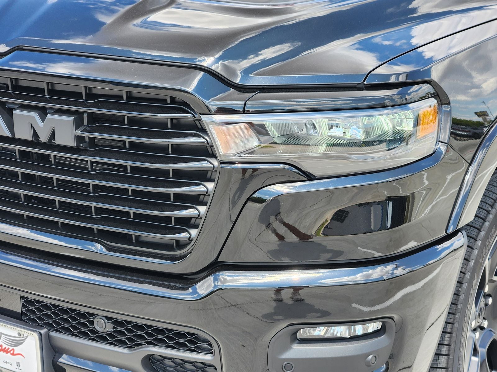 2027 RAM Ram 1500 RAM 1500 LARAMIE CREW CAB 4X4 5'7' BOX