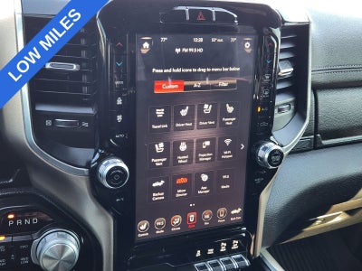 2019 RAM Ram 1500 Laramie Crew Cab 4x4 5'7' Box