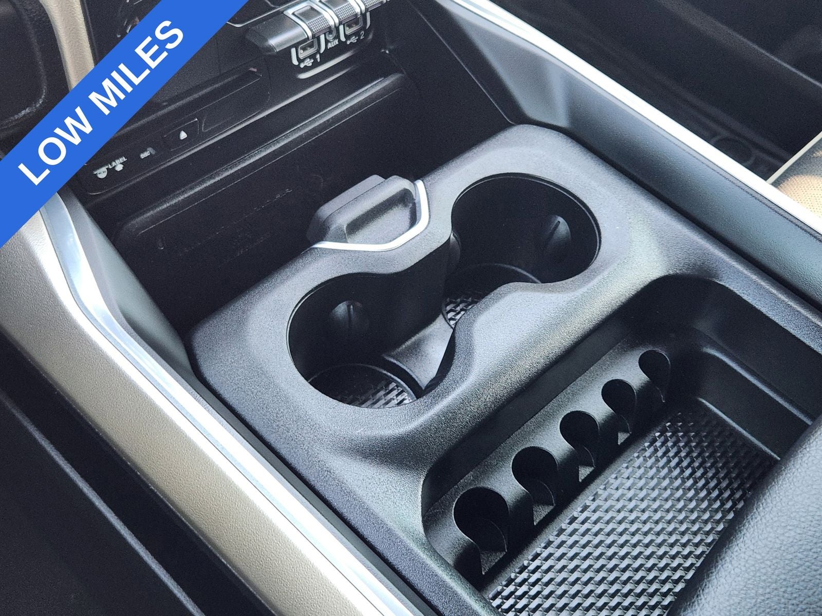 2019 RAM Ram 1500 Laramie Crew Cab 4x4 5'7' Box