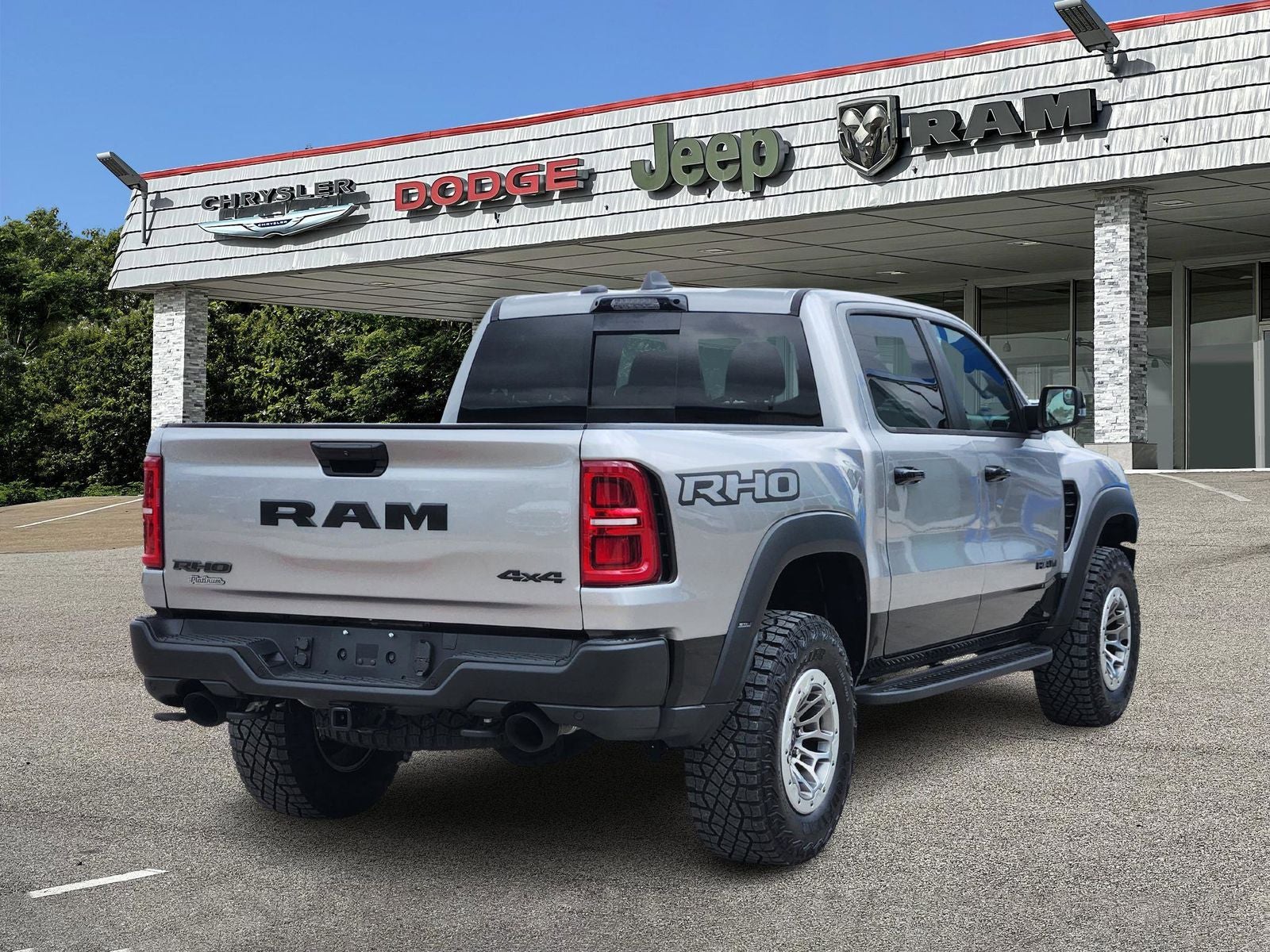 2025 RAM Ram 1500 RAM 1500 RHO CREW CAB 4X4 5'7' BOX