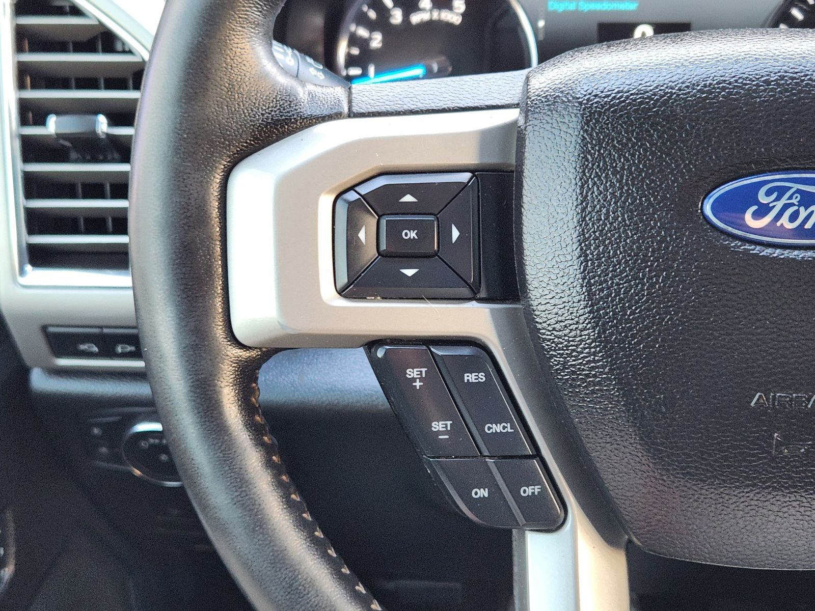 2017 Ford F-350 LARIAT