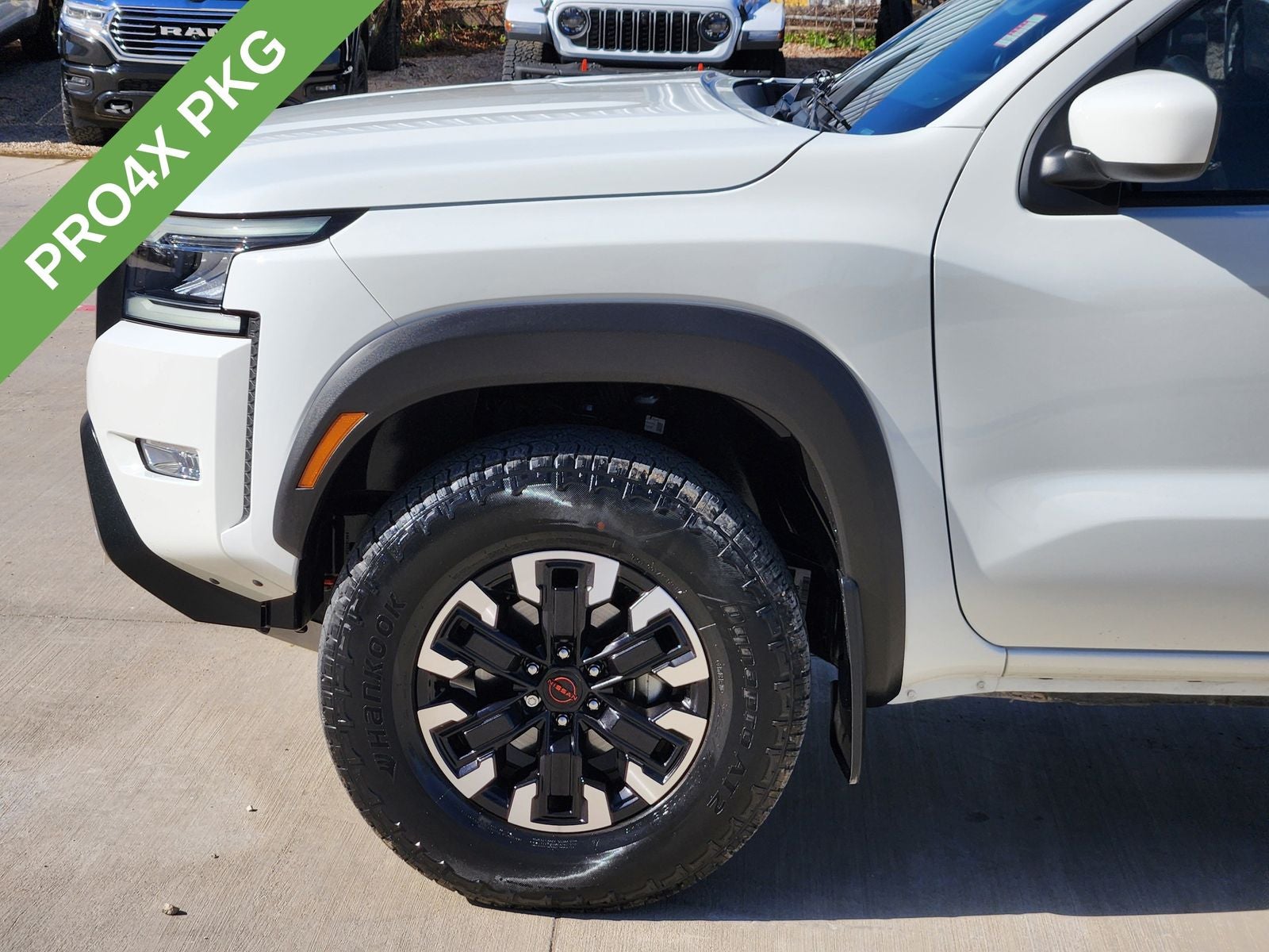 2024 Nissan Frontier Crew Cab PRO-4X 4x4