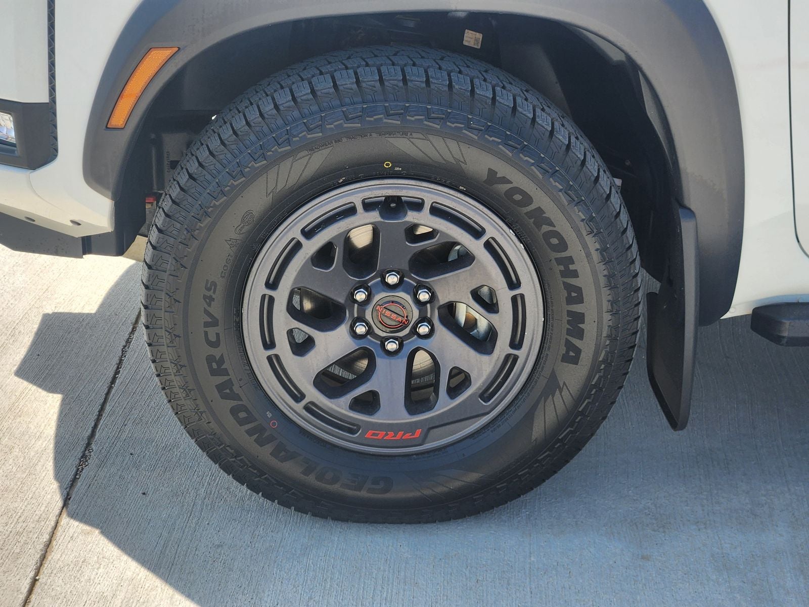 2025 Nissan Frontier Crew Cab PRO-4X 4x4