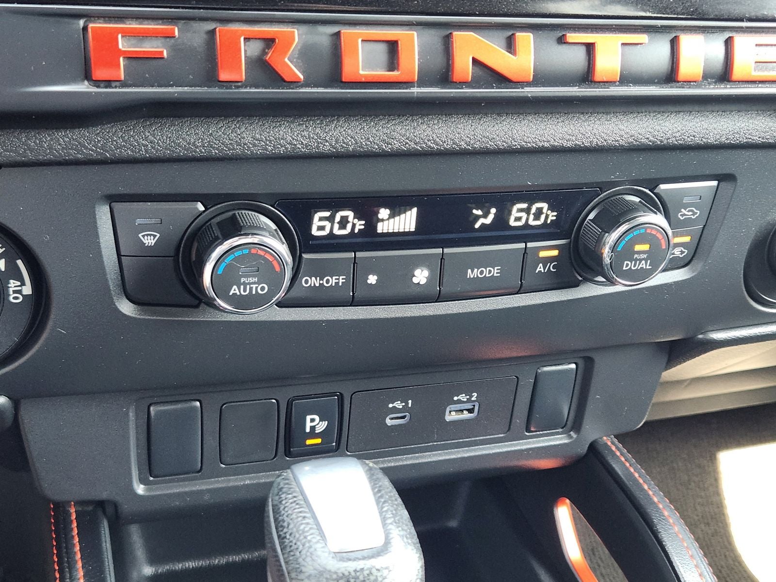 2025 Nissan Frontier Crew Cab PRO-4X 4x4