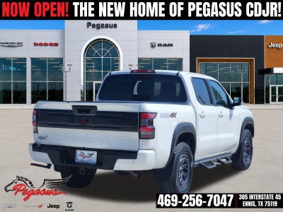 2025 Nissan Frontier Crew Cab PRO-4X 4x4