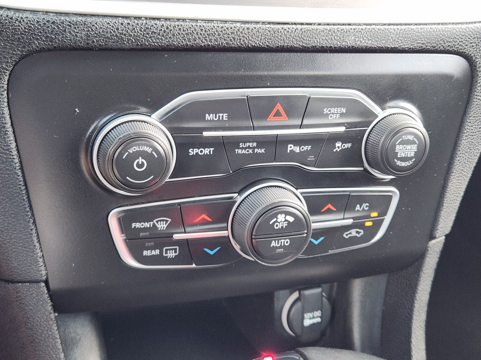 2022 Dodge Charger SXT AWD