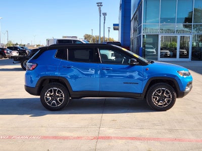 2025 Jeep Compass COMPASS TRAILHAWK 4X4