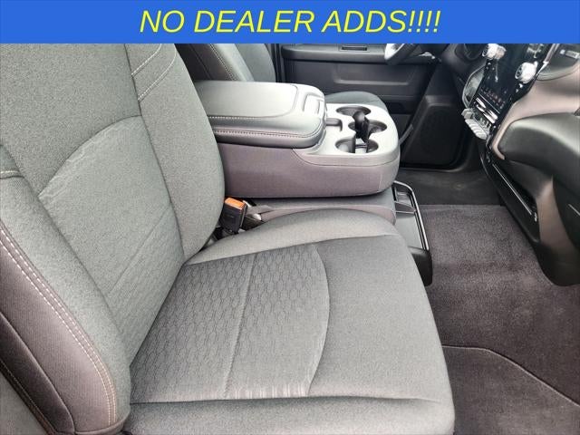 2026 RAM Ram 2500 RAM 2500 BLACK EXPRESS CREW CAB 4X4 6'4' BOX