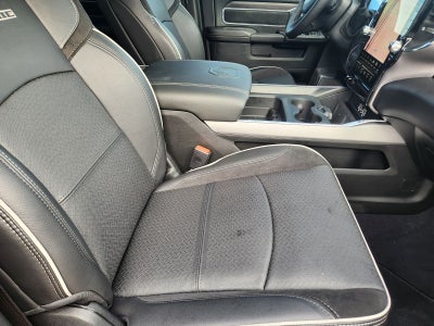 2025 RAM Ram 2500 RAM 2500 LARAMIE MEGA CAB 4X4 6'4' BOX