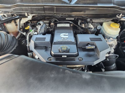 2022 RAM Ram 3500 Tradesman Crew Cab 4x4 8' Box