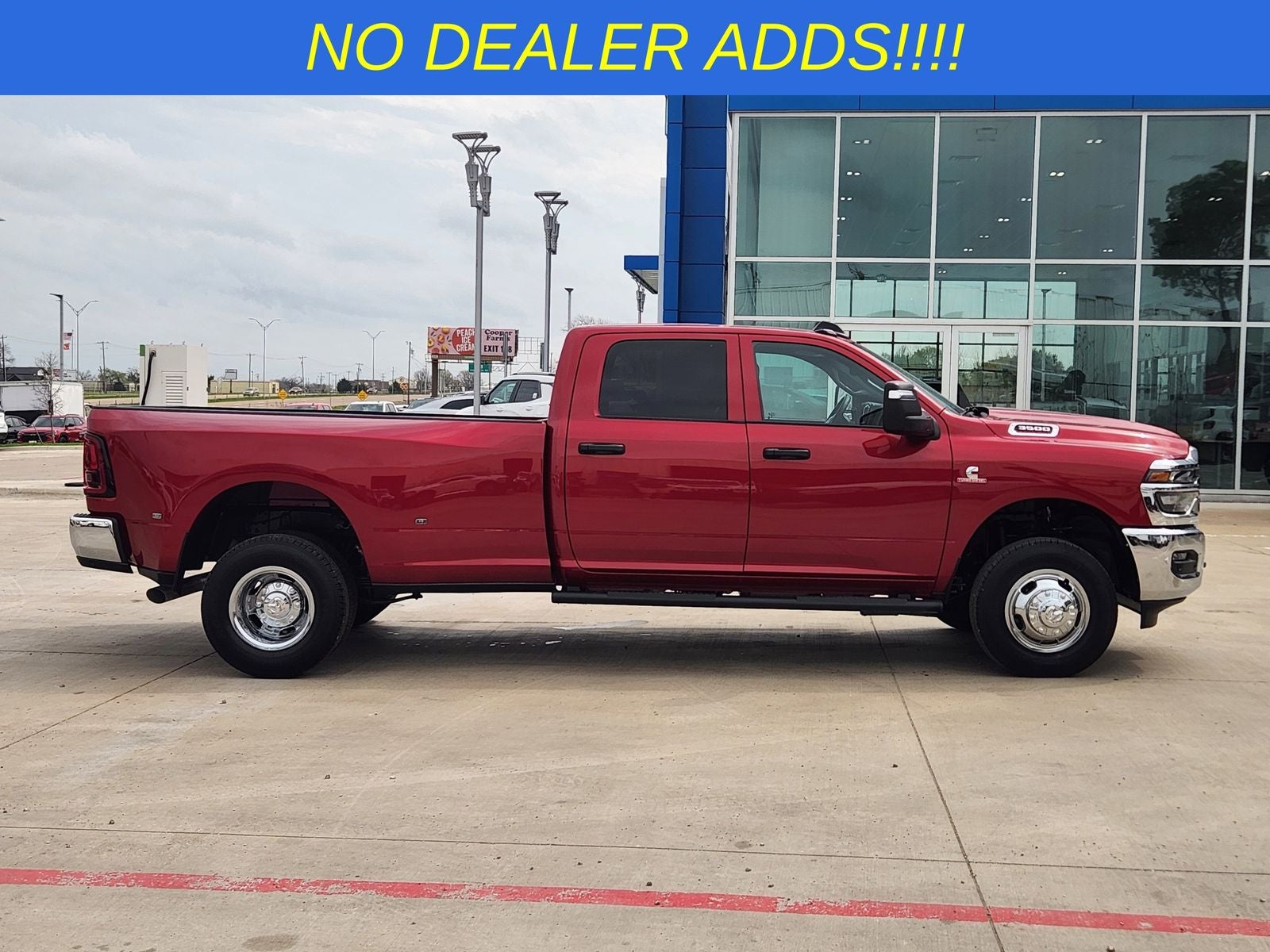 2026 RAM Ram 3500 RAM 3500 TRADESMAN CREW CAB 4X4 8' BOX