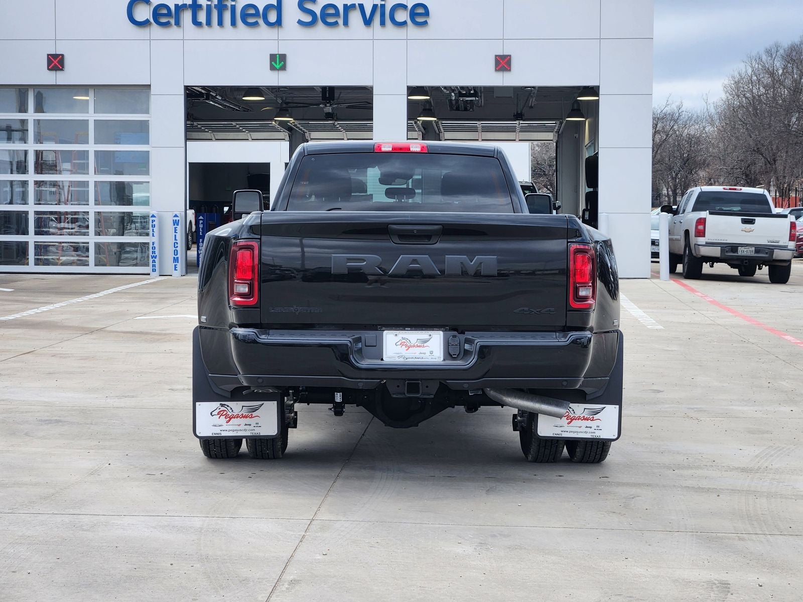 2026 RAM Ram 3500 RAM 3500 LONE STAR CREW CAB 4X4 8' BOX