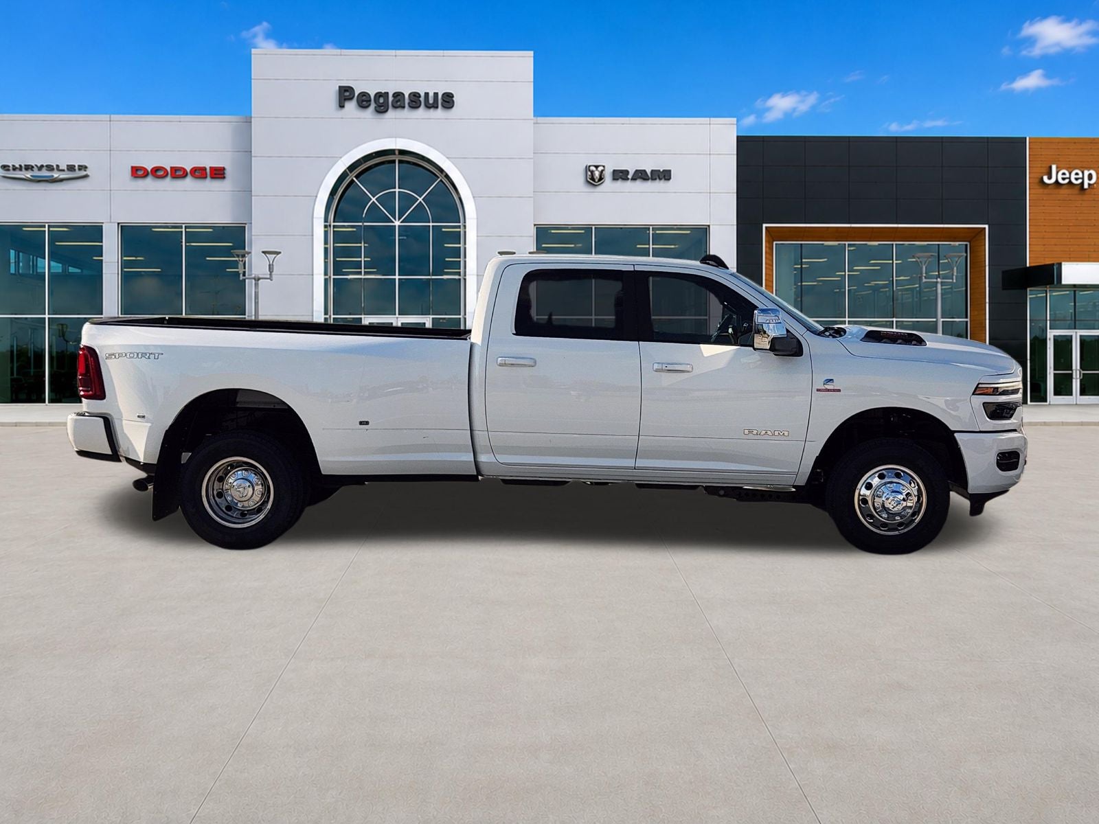 2026 RAM Ram 3500 RAM 3500 LARAMIE CREW CAB 4X4 8' BOX