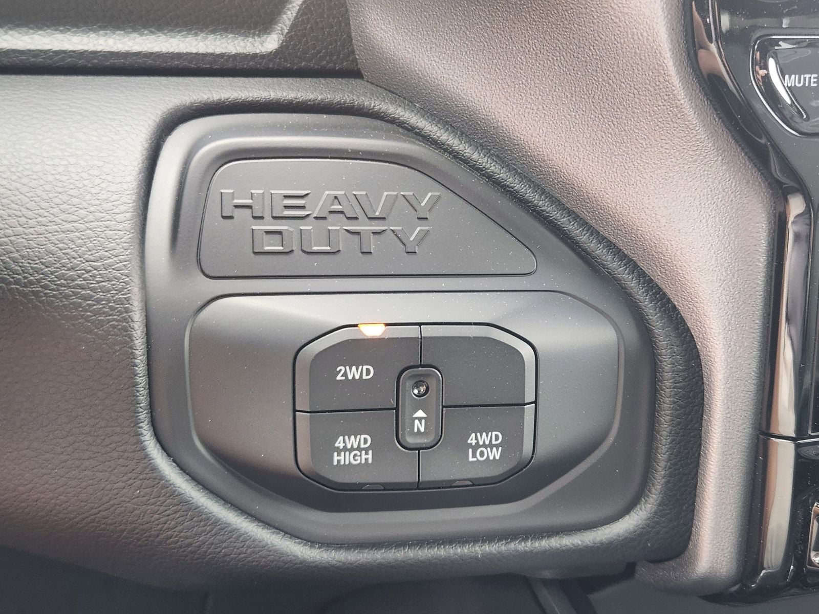 2026 RAM Ram 3500 RAM 3500 LARAMIE MEGA CAB 4X4 6'4' BOX