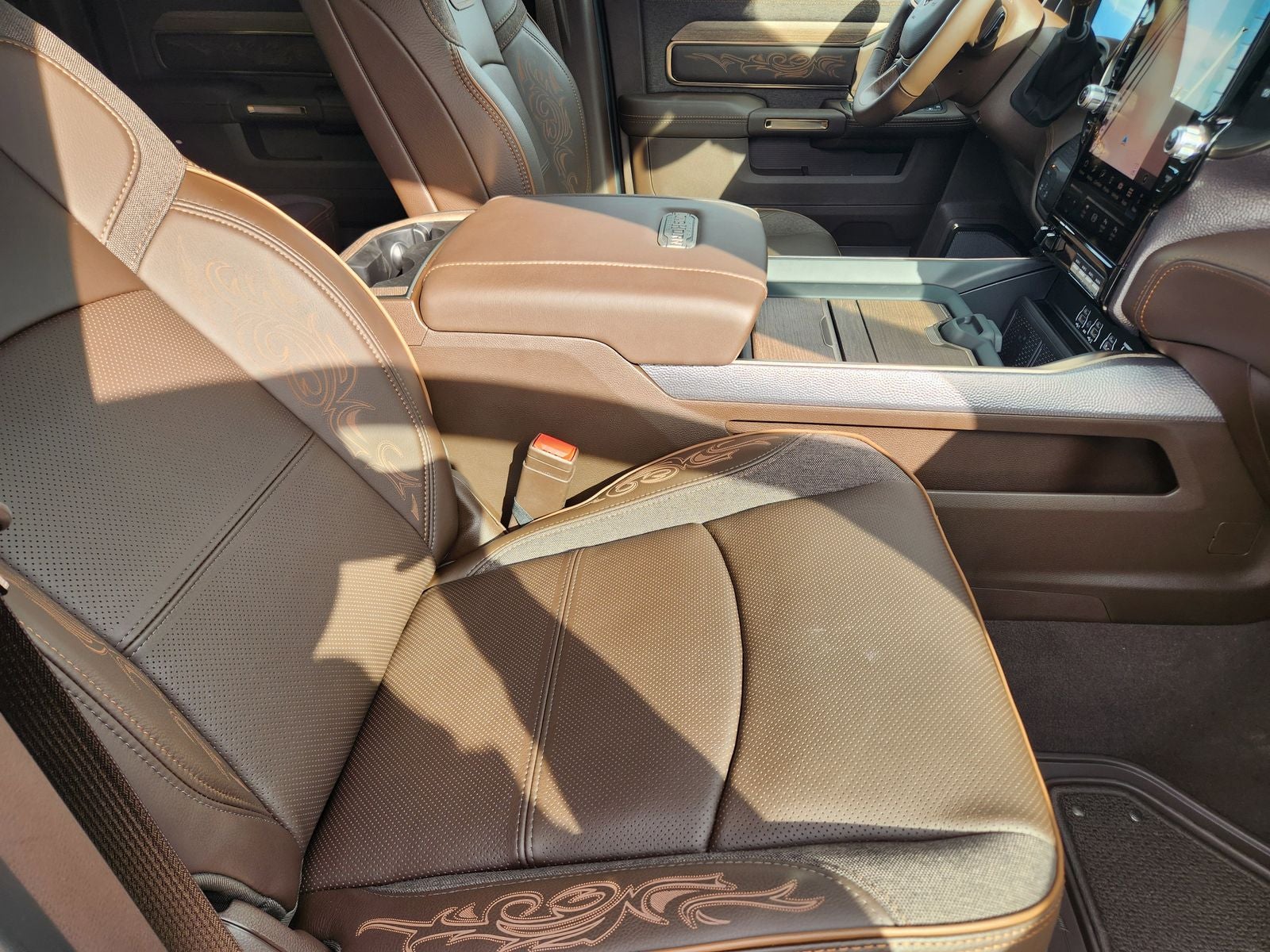 2026 RAM Ram 3500 RAM 3500 LIMITED LONGHORN MEGA CAB 4X4 6'4' BOX