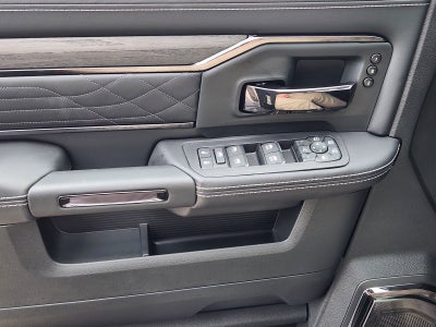 2026 RAM Ram 3500 RAM 3500 LIMITED MEGA CAB 4X4 6'4' BOX