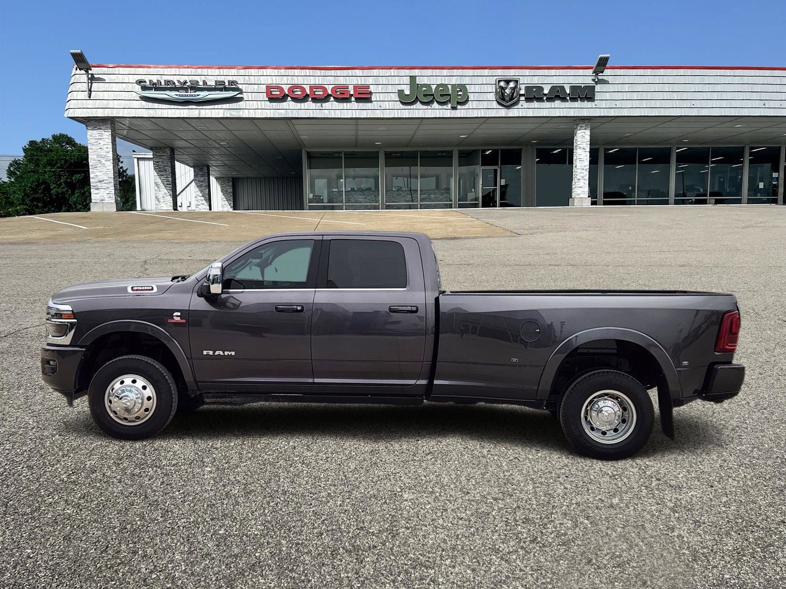 2026 RAM Ram 3500 RAM 3500 LIMITED LONGHORN CREW CAB 4X4 8' BOX