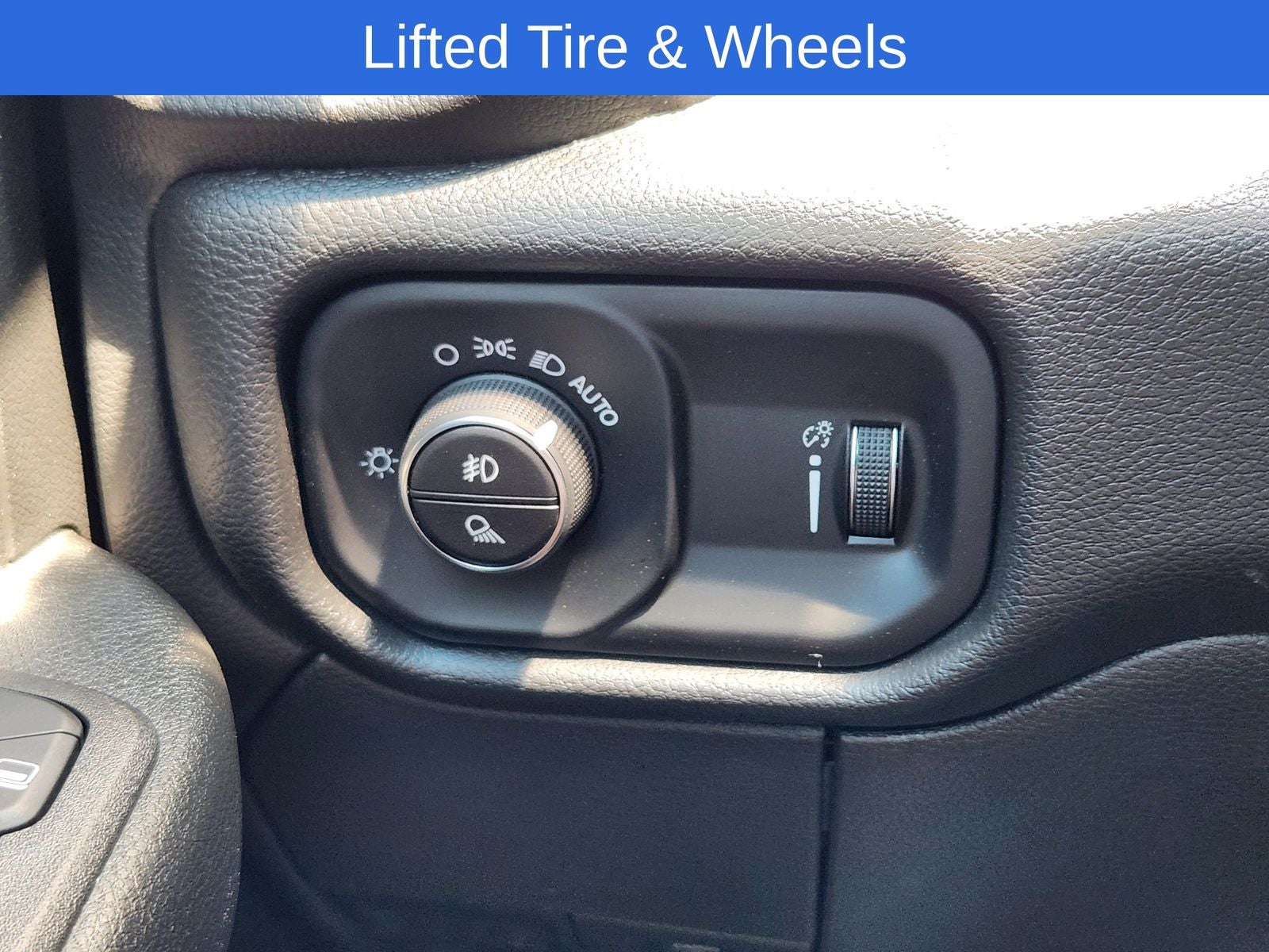 2025 RAM Ram 2500 RAM 2500 TRADESMAN CREW CAB 4X4 6'4' BOX