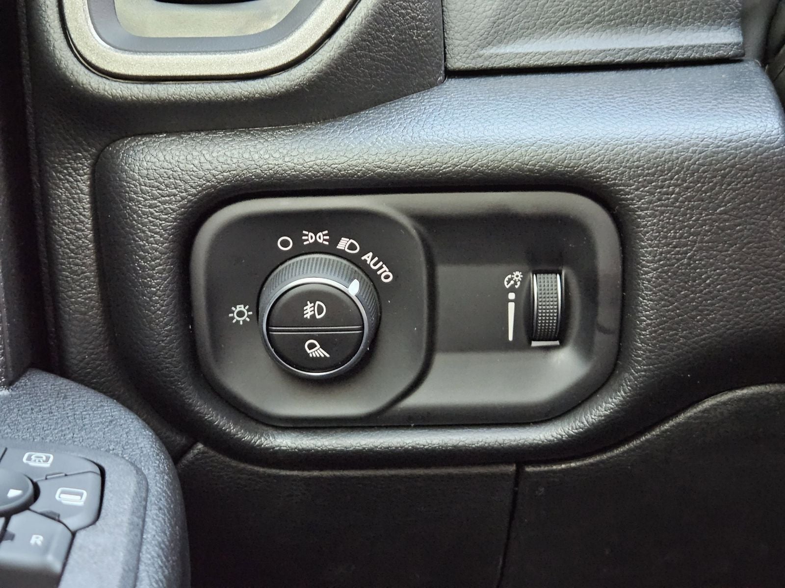 2026 RAM Ram 2500 RAM 2500 WARLOCK CREW CAB 4X4 6'4' BOX