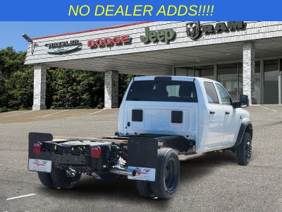 2026 RAM Ram 5500 Chassis Cab RAM 5500 TRADESMAN CHASSIS CREW CAB 4X4 84' CA